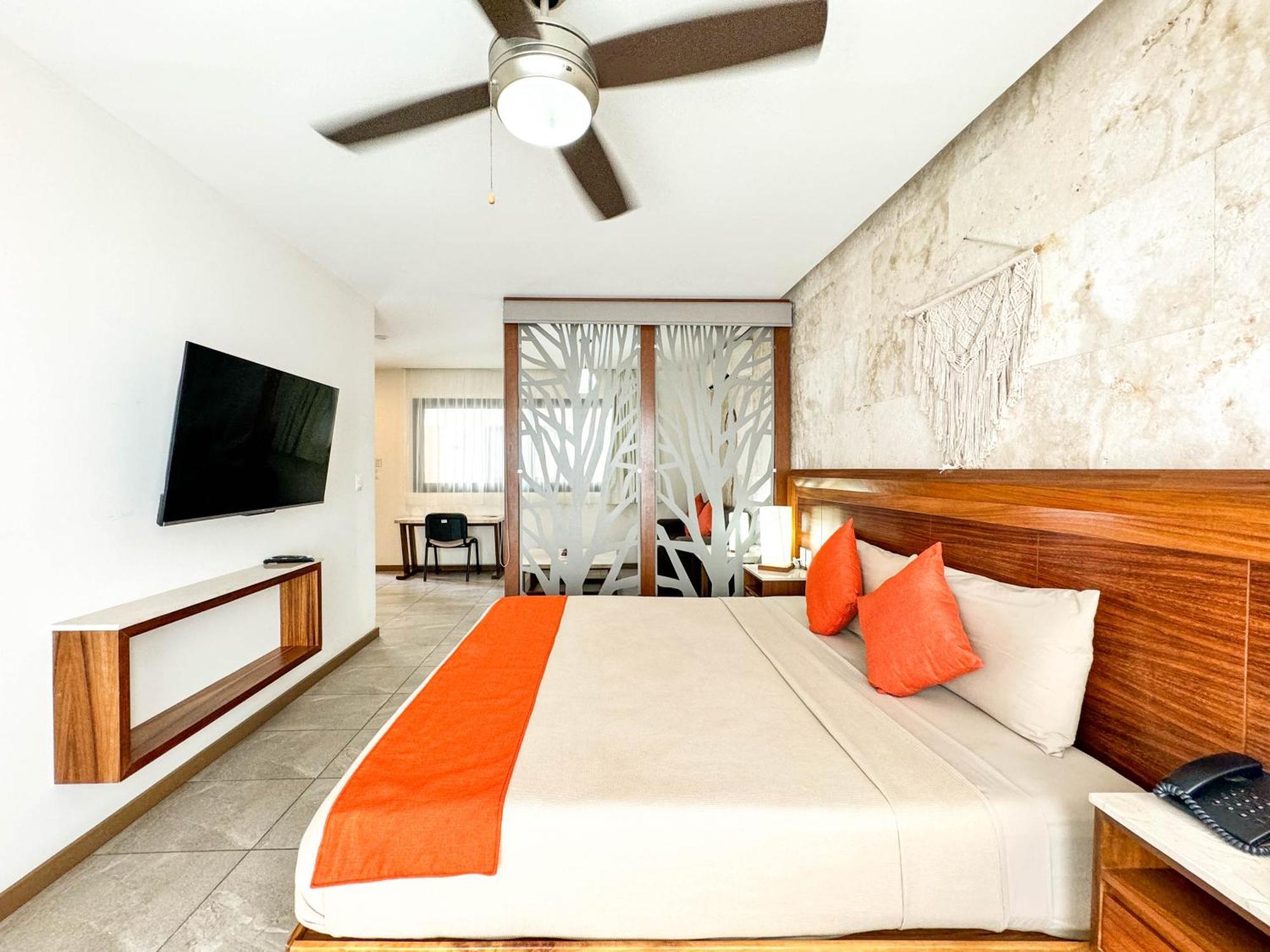 Grand Fifty Suites Playa del Carmen Extérieur photo