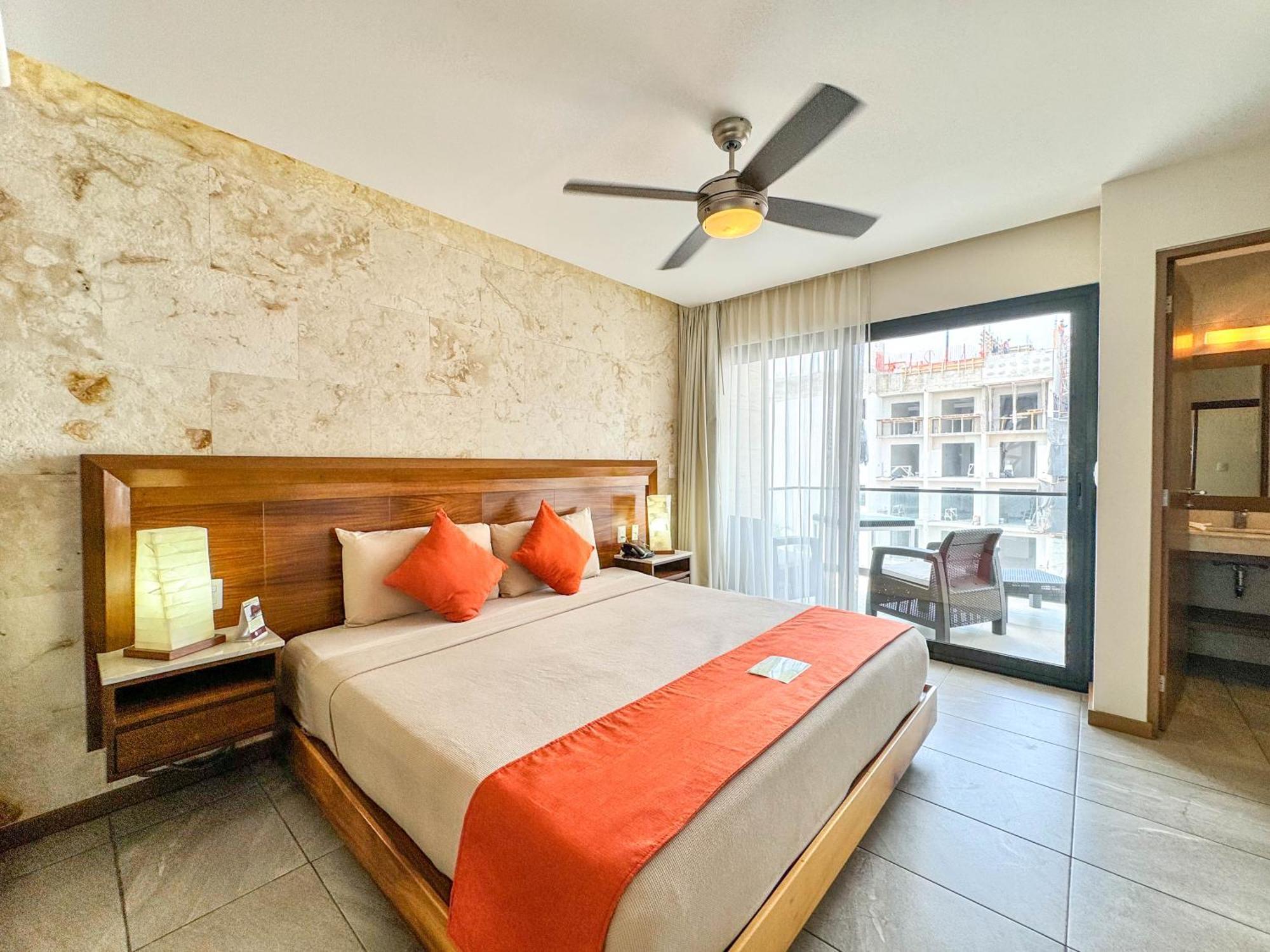 Grand Fifty Suites Playa del Carmen Extérieur photo