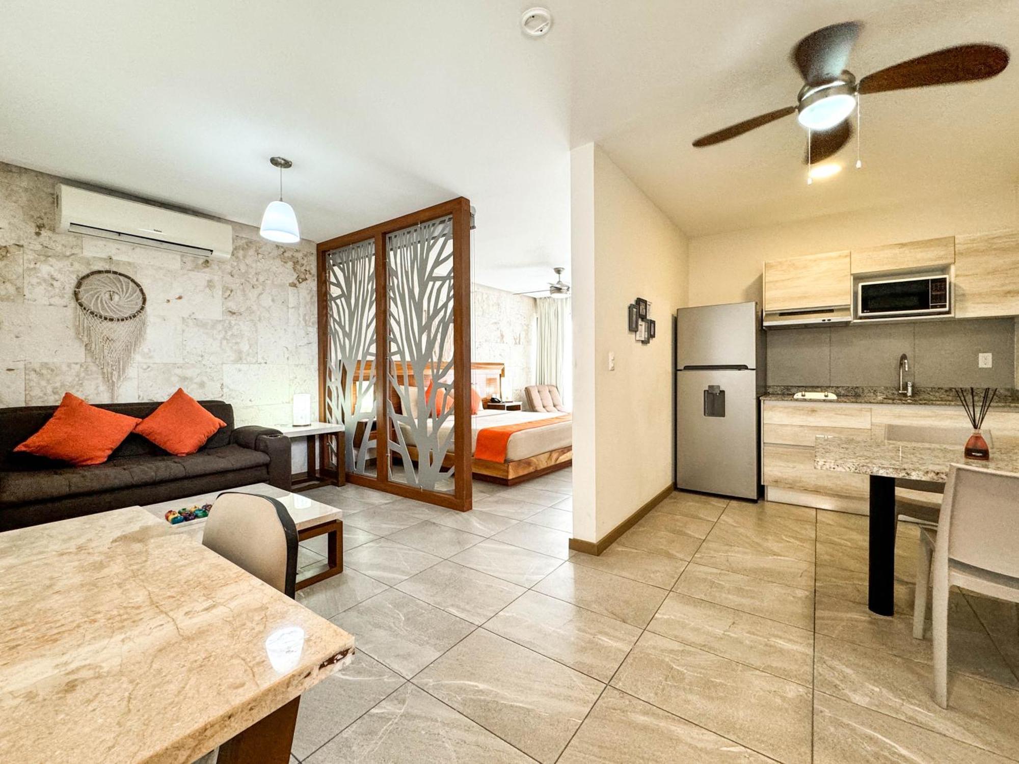 Grand Fifty Suites Playa del Carmen Extérieur photo