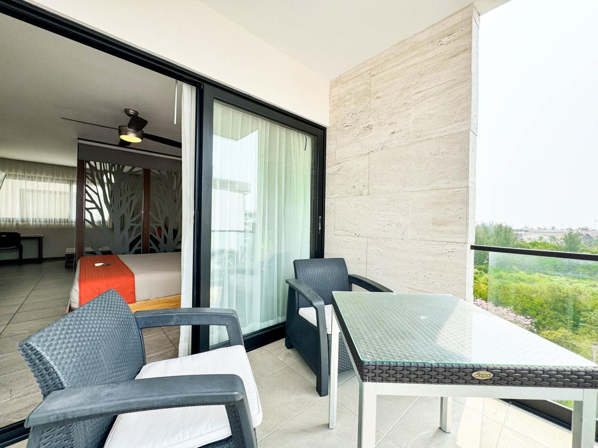 Grand Fifty Suites Playa del Carmen Extérieur photo
